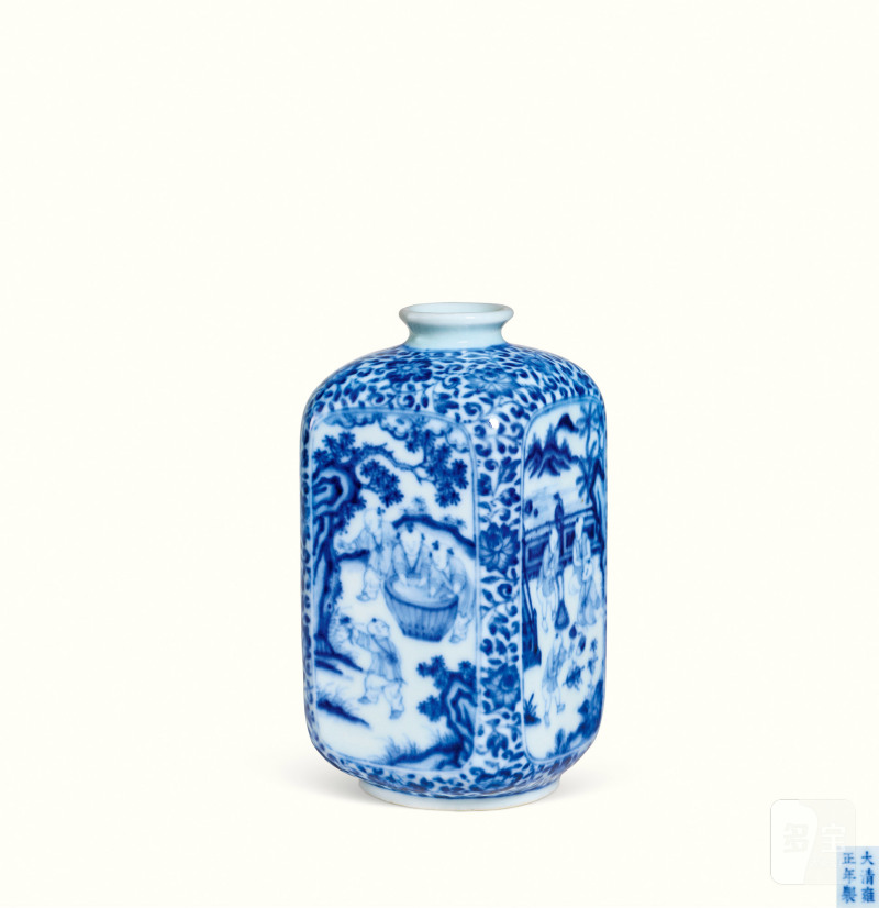 清雍正 青花花卉开光婴戏图方瓶